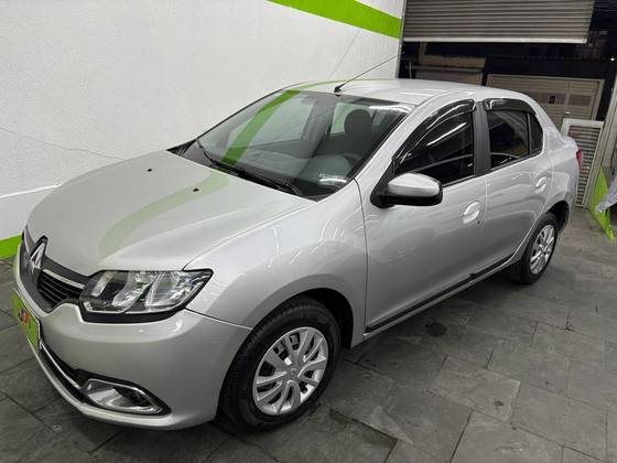RENAULT LOGAN 1.6 EXPRESSION 8V FLEX 4P MANUAL RENAULT LOGAN 1.6 EXPRESSION 8V FLEX 4P MANUAL